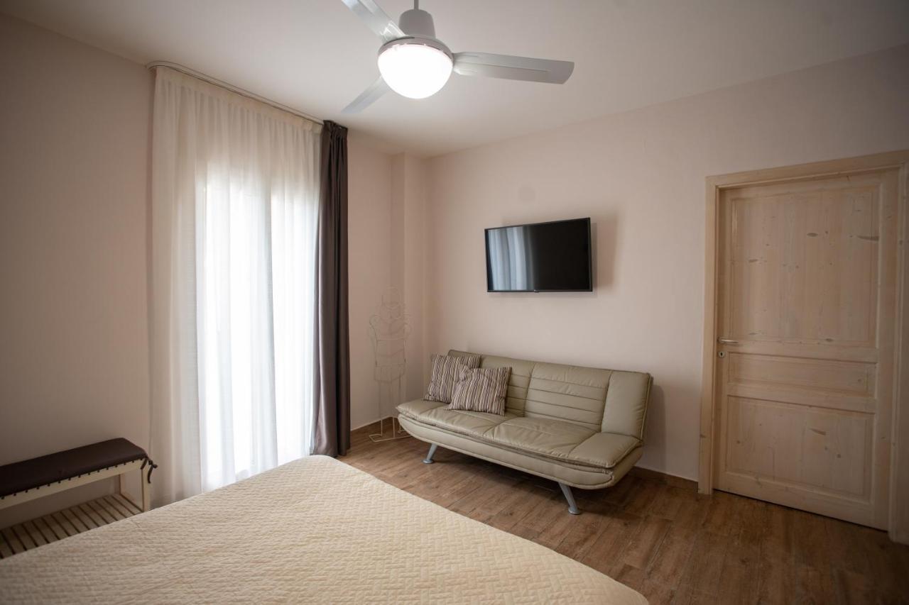 La Casa Del Gelsomino Bed & Breakfast Ragusa Bagian luar foto